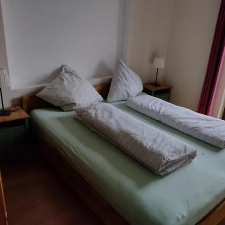 3 Raum Ferienwohnung in Leipzig 2 km vom Stadtzentrum entfernt Exterior foto