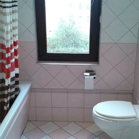 3 Raum Ferienwohnung in Leipzig 2 km vom Stadtzentrum entfernt Exterior foto